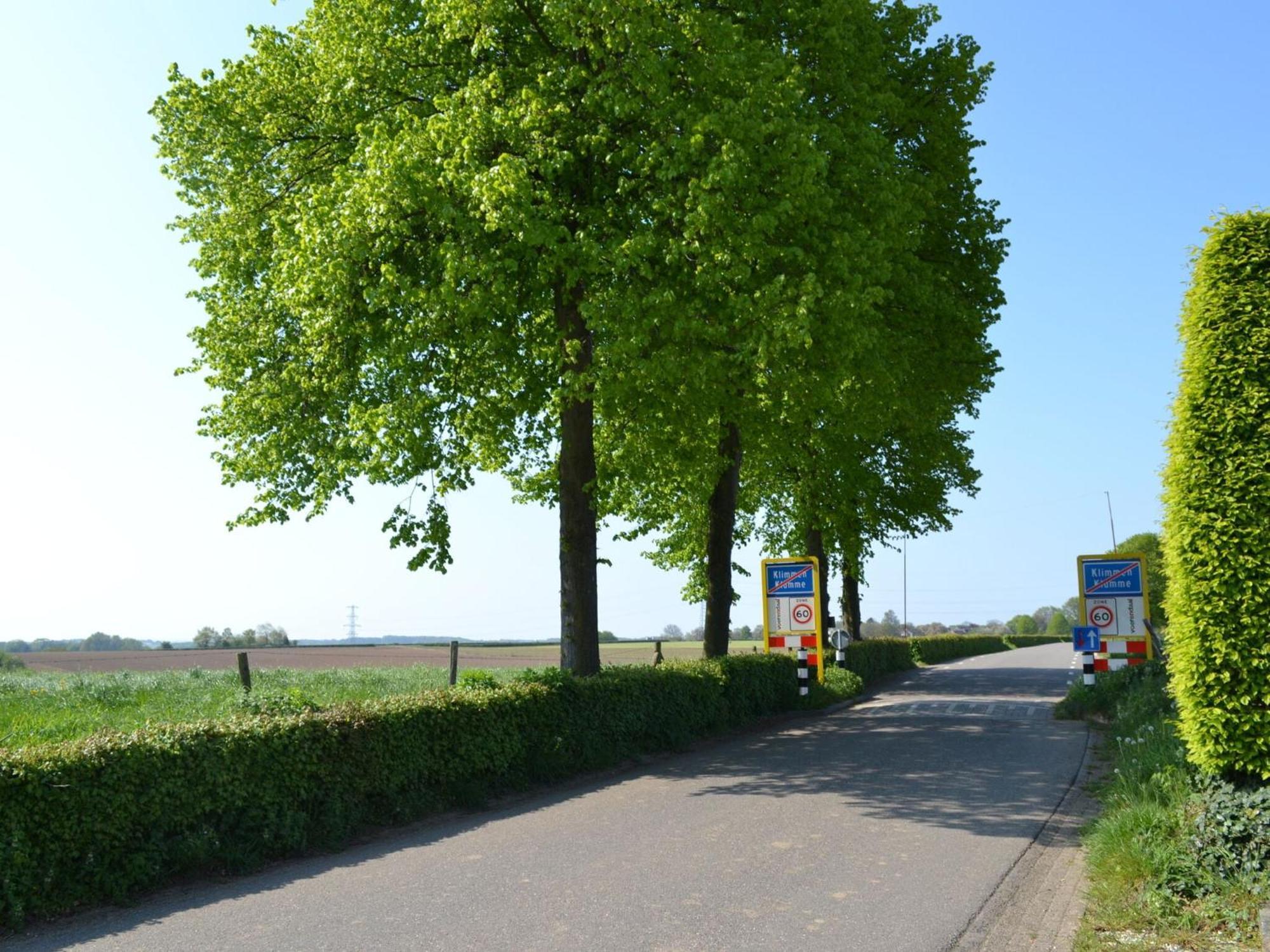 Attractive Farmhouse In South Limburg With Terrace Villa Klimmen Esterno foto